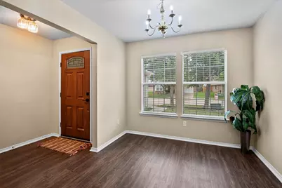 5589 Hunters Bend Lane, Dallas, TX 75249 - Photo 7