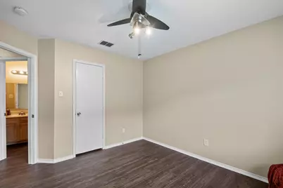 5589 Hunters Bend Lane, Dallas, TX 75249 - Photo 23