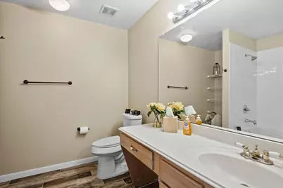 5589 Hunters Bend Lane, Dallas, TX 75249 - Photo 17