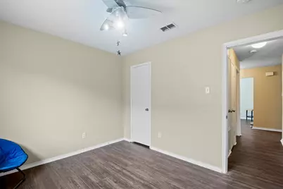 5589 Hunters Bend Lane, Dallas, TX 75249 - Photo 21