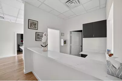 2321 Ira E Woods Avenue #Suite 120, Grapevine, TX 76051 - Photo 9