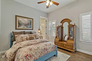 1904 W Emerald Bend Ct, Granbury, TX 76049 - Photo 21