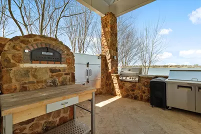 1904 W Emerald Bend Court, Granbury, TX 76049 - Photo 35