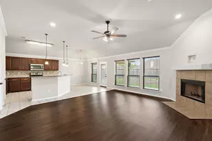 106 Poinsetta Dr, Palmer, TX 75152 - Photo 9