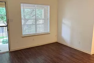 222 N Center St, Grand Prairie, TX 75050 - Photo 3