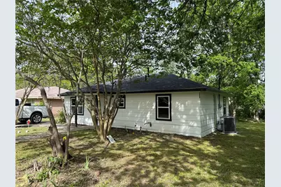 1114 Blackburn Street, Commerce, TX 75428 - Photo 19