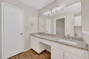 548 Marybeth Dr, Burleson, TX 76028 - Photo 19
