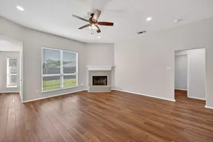 548 Marybeth Dr, Burleson, TX 76028 - Photo 7