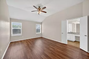 548 Marybeth Dr, Burleson, TX 76028 - Photo 17