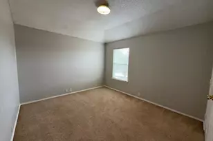2805 Crater Lake Ln, Denton, TX 76210 - Photo 11
