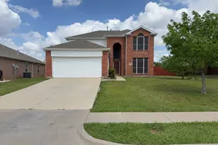 2805 Crater Lake Ln, Denton, TX 76210 - Photo 1