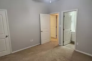 151 N Meadows Dr N, Granbury, TX 76048 - Photo 9