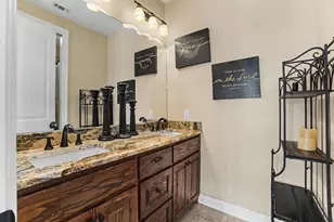 505 S Bluegrove Rd, Lancaster, TX 75146 - Photo 21