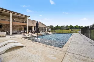 505 S Bluegrove Rd, Lancaster, TX 75146 - Photo 33