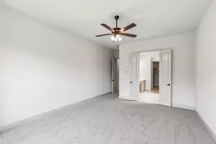 1011 Emerald Trce Dr, Justin, TX 76247 - Photo 13