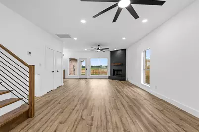 2712 Pioneer Lane, Lancaster, TX 75146 - Photo 9