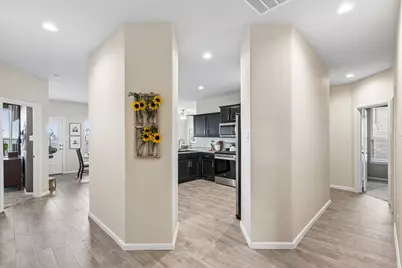 10121 Poinsett Way, Fort Worth, TX 76108 - Photo 5
