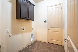 185 Carrington Ln, Lewisville, TX 75067 - Photo 13