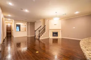 185 Carrington Ln, Lewisville, TX 75067 - Photo 9