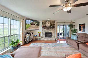 4507 Overlook Ct, Granbury, TX 76049 - Photo 5