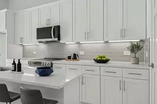 13351 Goodland St, Farmers Branch, TX 75234 - Photo 5