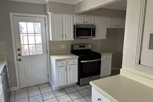 8427 Ridgelea St, Dallas, TX 75209 - Photo 7