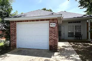 902 Mack Pl, Denton, TX 76209 - Photo 1