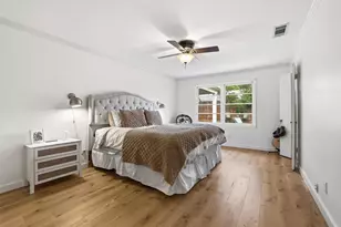 10106 Crestover Cir, Dallas, TX 75229 - Photo 13