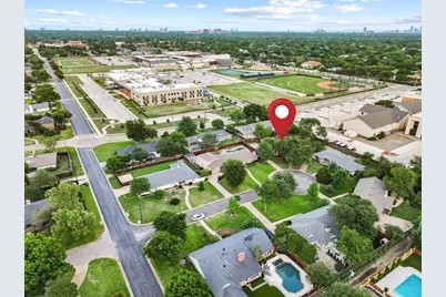 10106 Crestover Circle, Dallas, TX 75229 - Photo 35