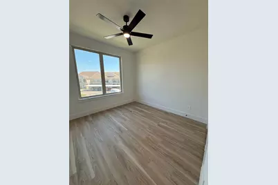 5632 Mesa Circle, Dallas, TX 75235 - Photo 11