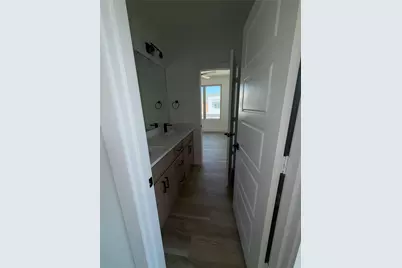 5632 Mesa Circle, Dallas, TX 75235 - Photo 13