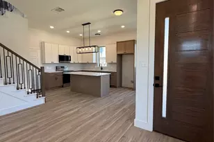 5632 Mesa Cir, Dallas, TX 75235 - Photo 3