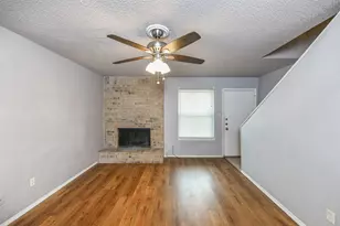2017 Paisley Dr, Arlington, TX 76015 - Photo 3