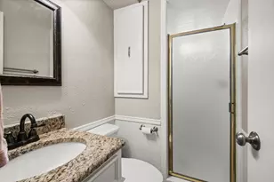 9731 Amberley Dr, Dallas, TX 75243 - Photo 25
