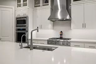 6811 Del Norte Ln, Dallas, TX 75225 - Photo 9