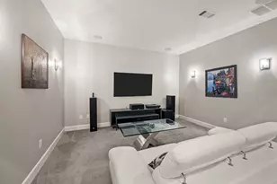 6811 Del Norte Ln, Dallas, TX 75225 - Photo 15