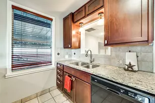 2517 Littlepage St, Fort Worth, TX 76107 - Photo 13