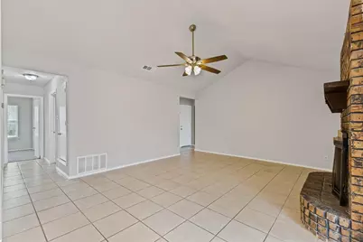 1605 Morningside Drive, Cleburne, TX 76033 - Photo 7