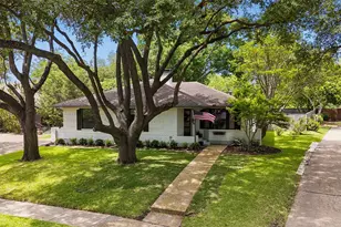 6735 Kingsbury Dr, Dallas, TX 75231 - Photo 35