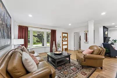 6735 Kingsbury Drive, Dallas, TX 75231 - Photo 5