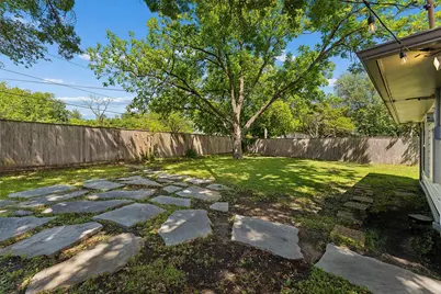 6735 Kingsbury Drive, Dallas, TX 75231 - Photo 33