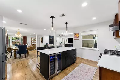 6735 Kingsbury Drive, Dallas, TX 75231 - Photo 13