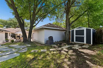 6735 Kingsbury Drive, Dallas, TX 75231 - Photo 35