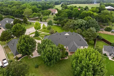 2202 Somerset, Midlothian, TX 76065 - Photo 35