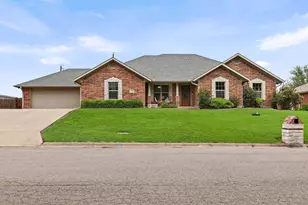1028 N Elm St, Muenster, TX 76252 - Photo 33