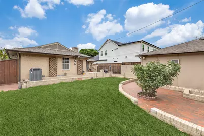 9210 Larchwood Drive, Dallas, TX 75238 - Photo 17