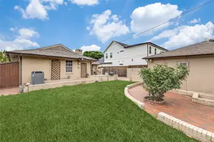 9210 Larchwood Dr, Dallas, TX 75238 - Photo 17