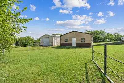 719 Joy, Rhome, TX 76078 - Photo 37