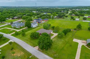 6100 Autumn Breeze Cir, Fort Worth, TX 76140 - Photo 5