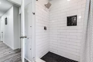 2427 Tolosa Dr, Dallas, TX 75228 - Photo 9